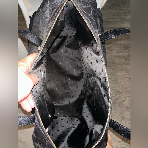 Like new Kate spade Wilson road Carmella quilted black nylon travel bag - Picture 9 of 14